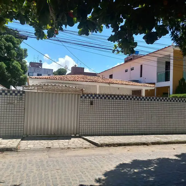 Foto 1 de Casa com 3 Quartos para alugar, 150m² em Jardim Cidade Universitária, João Pessoa