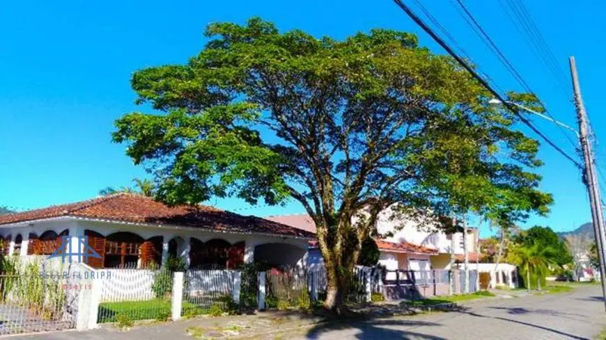 Foto 1 de Casa com 3 Quartos à venda, 284m² em Santa Mônica, Florianópolis