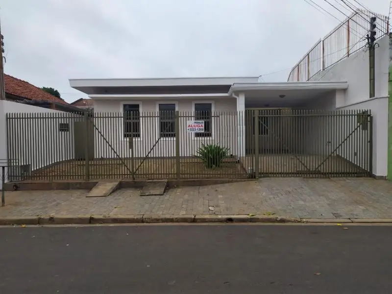 Foto 1 de Casa com 3 Quartos para alugar, 160m² em Vila Boa Vista, Presidente Prudente
