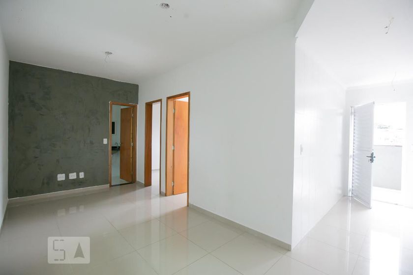 Foto 1 de Casa de Condomínio com 2 Quartos para alugar, 42m² em Vila Jacuí, São Paulo