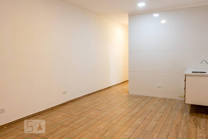 Foto 1 de Casa de Condomínio com 2 Quartos para alugar, 55m² em Vila Mazzei, São Paulo