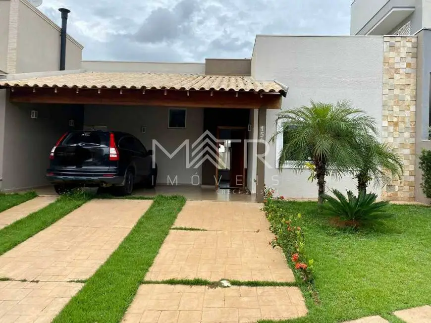 Foto 1 de Casa de Condomínio com 3 Quartos para alugar, 163m² em Jardim Residencial Maggiore, Araraquara