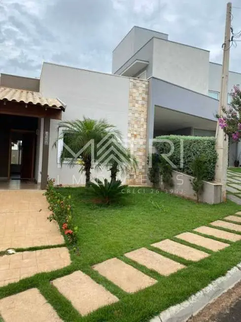 Foto 2 de Casa de Condomínio com 3 Quartos para alugar, 163m² em Jardim Residencial Maggiore, Araraquara