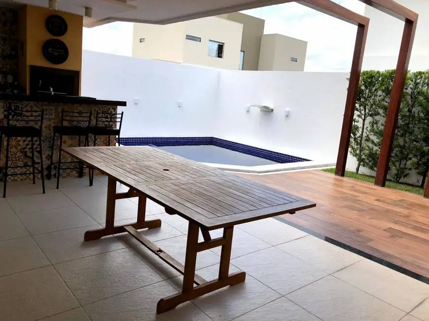 Foto 4 de Casa de Condomínio com 5 Quartos à venda, 210m² em Antares, Maceió