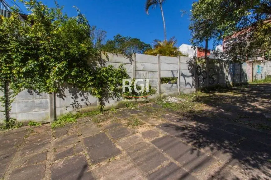 Foto 1 de Lote/Terreno à venda, 364m² em Chácara das Pedras, Porto Alegre