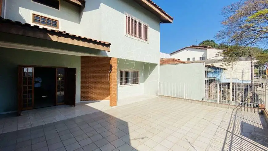 Foto 1 de Sobrado com 3 Quartos para venda ou aluguel, 300m² em Vila Guilhermina, São Paulo