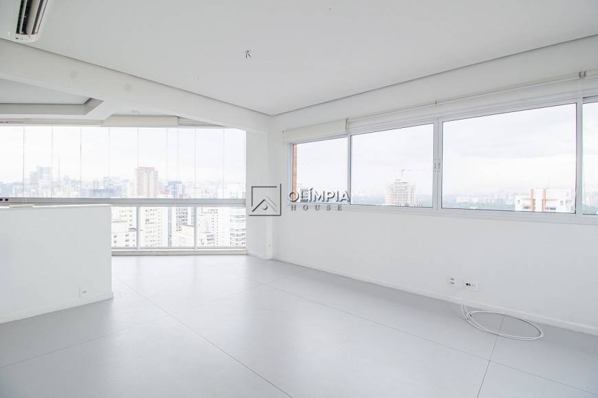 Foto 1 de Apartamento com 2 Quartos para alugar, 212m² em Pinheiros, São Paulo