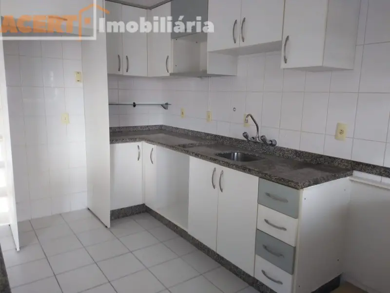 Foto 5 de Apartamento com 3 Quartos à venda, 85m² em Coqueiros, Florianópolis