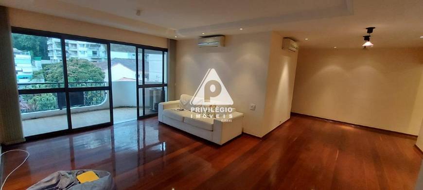 Foto 1 de Apartamento com 3 Quartos à venda, 150m² em Lagoa, Rio de Janeiro