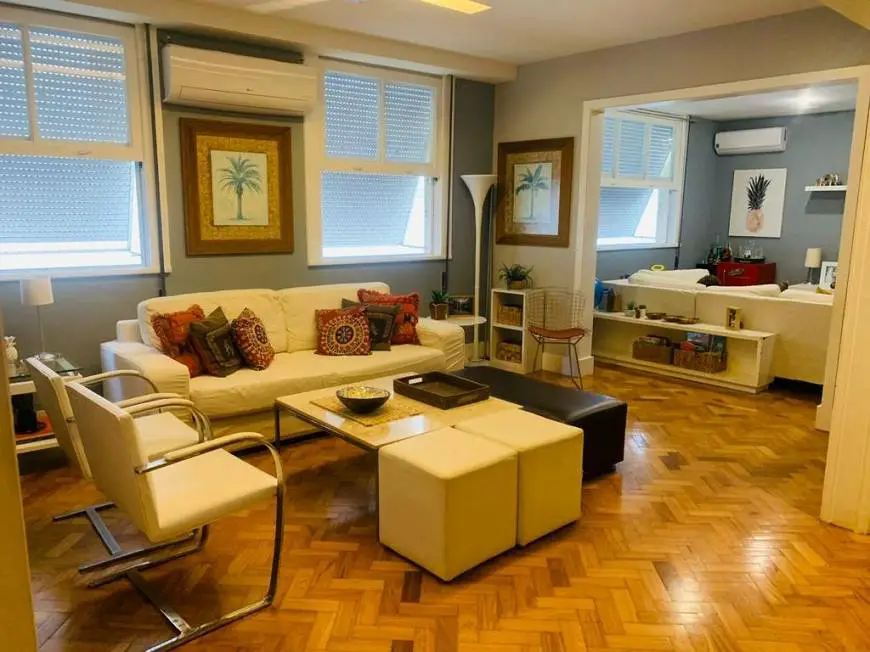 Foto 2 de Apartamento com 3 Quartos à venda, 118m² em Laranjeiras, Rio de Janeiro