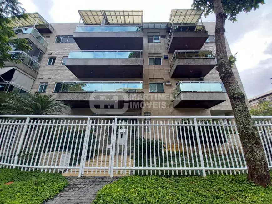 Foto 1 de Apartamento com 3 Quartos para alugar, 113m² em Recreio Dos Bandeirantes, Rio de Janeiro