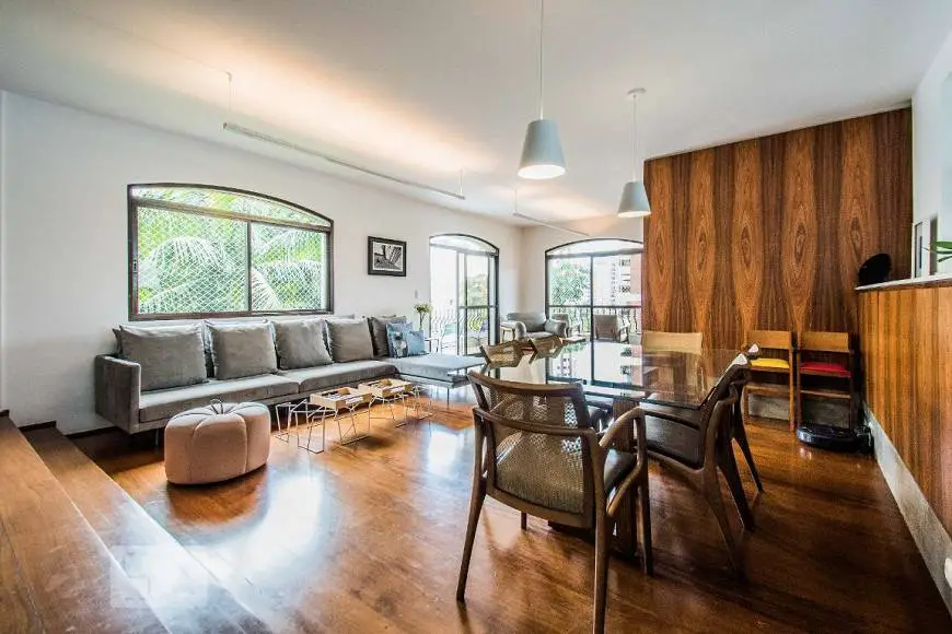 Foto 1 de Apartamento com 3 Quartos para alugar, 248m² em Vila Mariana, São Paulo