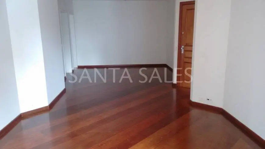 Foto 5 de Apartamento com 3 Quartos para alugar, 128m² em Vila Nova Conceição, São Paulo