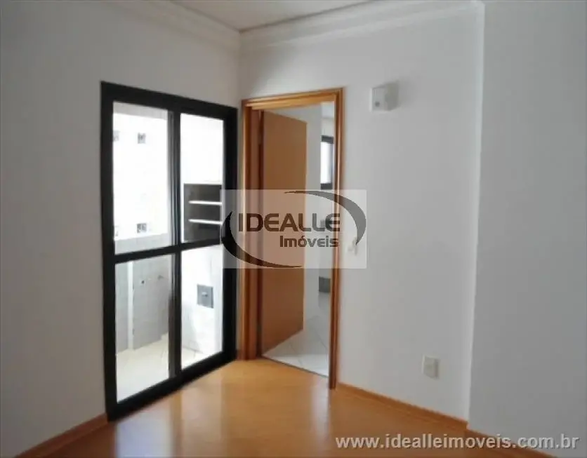 Foto 3 de Apartamento com 4 Quartos para alugar, 176m² em Batel, Curitiba