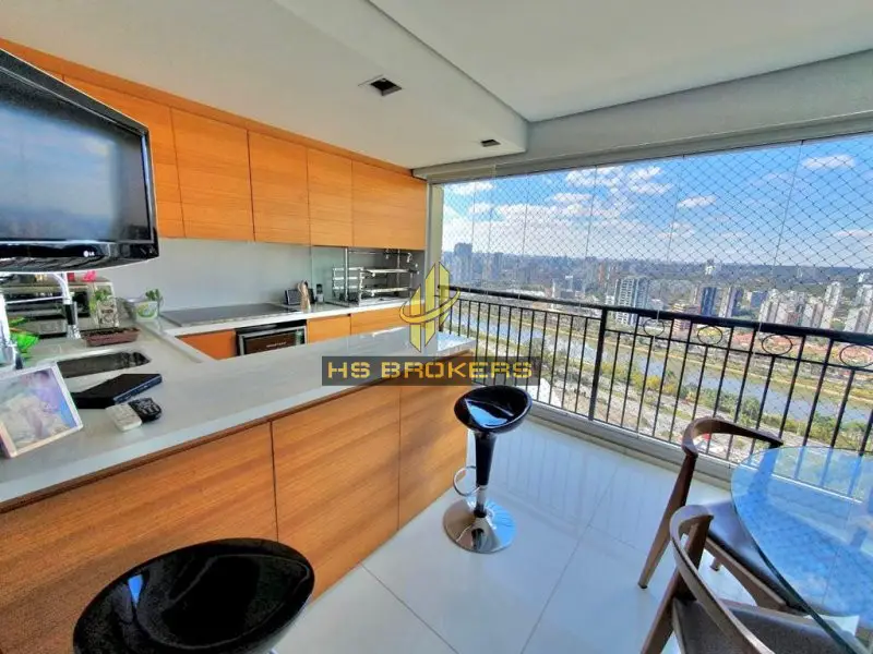 Foto 1 de Apartamento com 4 Quartos à venda, 247m² em Jardim Fonte do Morumbi , São Paulo