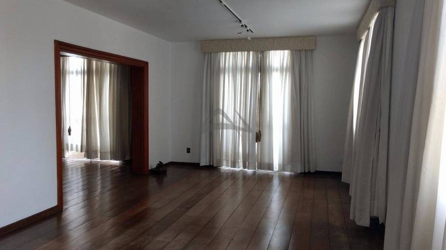 Foto 1 de Apartamento com 5 Quartos à venda, 200m² em Cambuí, Campinas