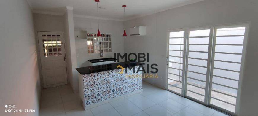 Foto 1 de Casa com 2 Quartos à venda, 123m² em Vila Santista, Bauru