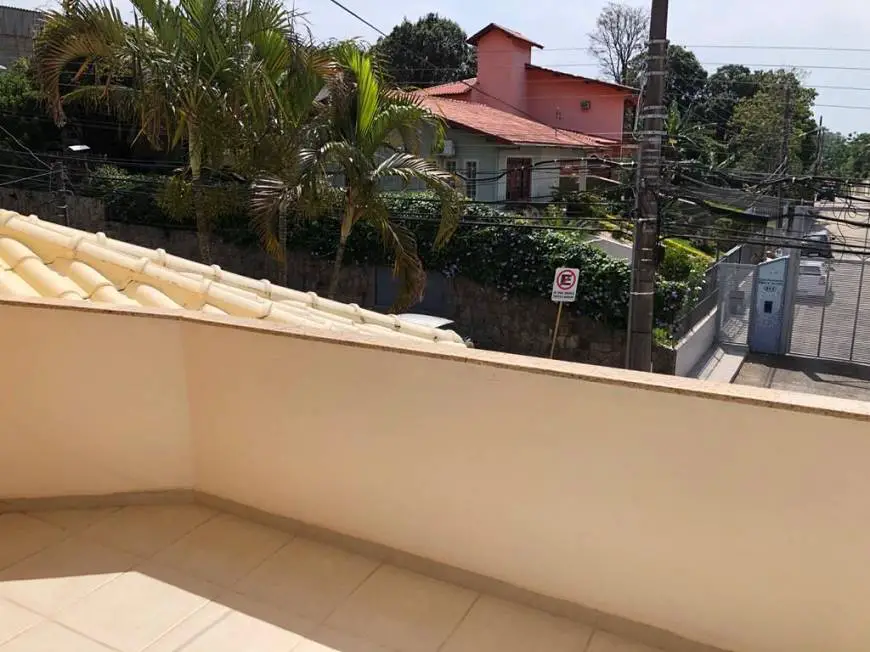 Foto 2 de Casa com 3 Quartos à venda, 230m² em Monte Verde, Florianópolis