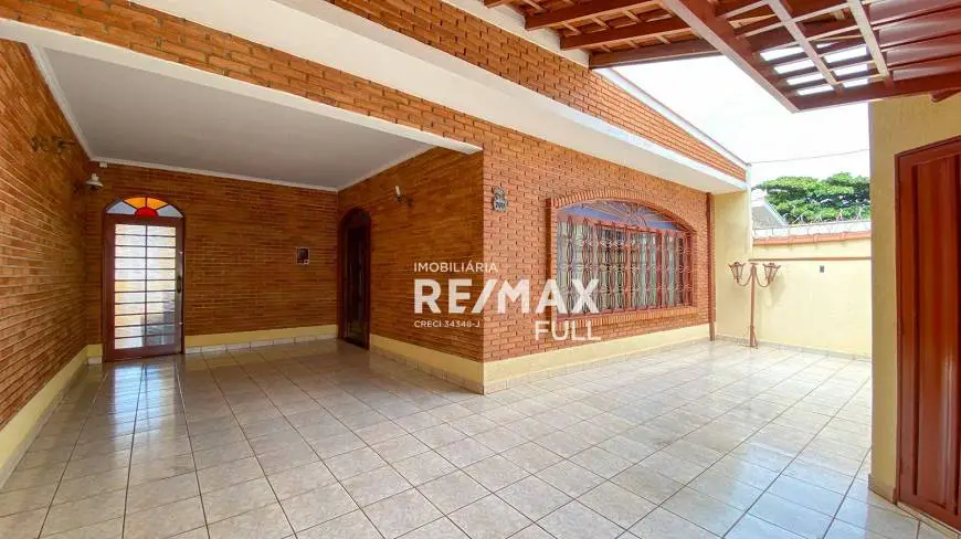 Foto 1 de Casa com 3 Quartos à venda, 186m² em Sumarezinho, Ribeirão Preto