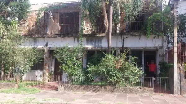 Foto 3 de Casa com 4 Quartos à venda, 450m² em Boa Vista, Porto Alegre