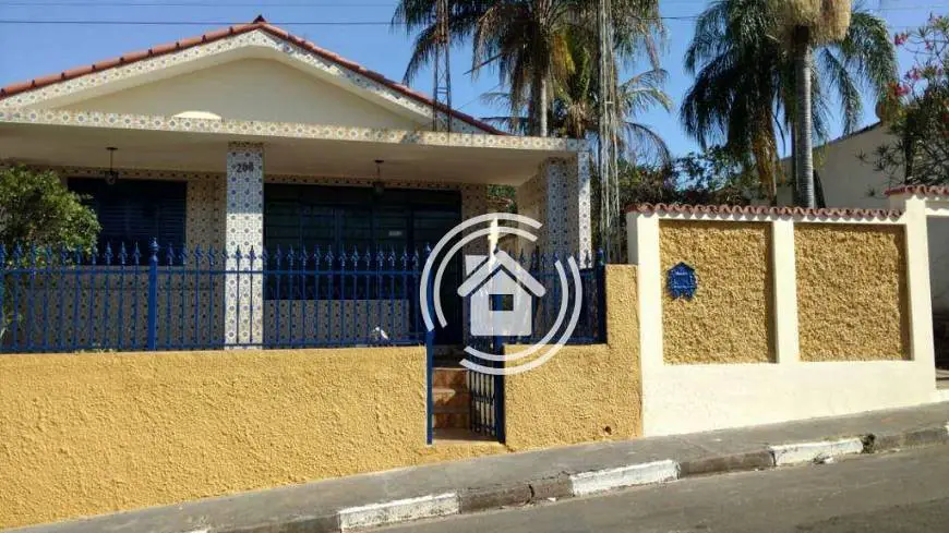 Foto 2 de Casa com 4 Quartos à venda, 200m² em , São Pedro
