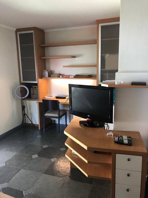 Foto 1 de Flat com 1 Quarto para venda ou aluguel, 70m² em Cambuí, Campinas