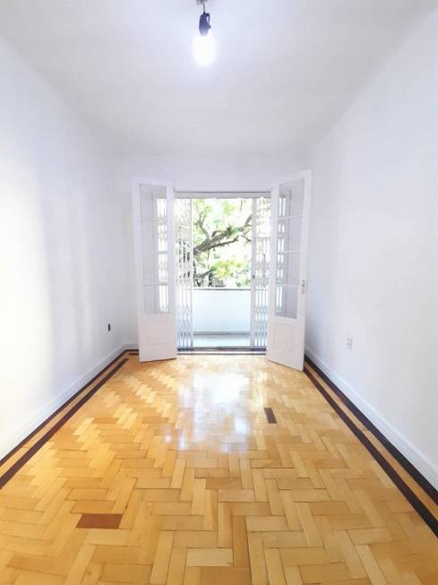 Foto 1 de Apartamento com 2 Quartos à venda, 64m² em Independência, Porto Alegre