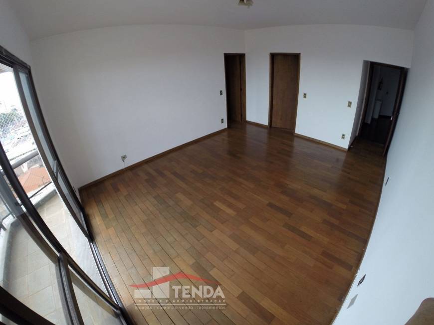 Foto 2 de Apartamento com 3 Quartos para venda ou aluguel, 168m² em Centro, Franca