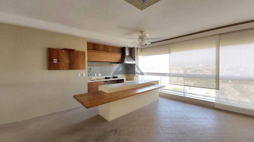 Foto 3 de Apartamento com 3 Quartos à venda, 240m² em Jardim Madalena, Campinas