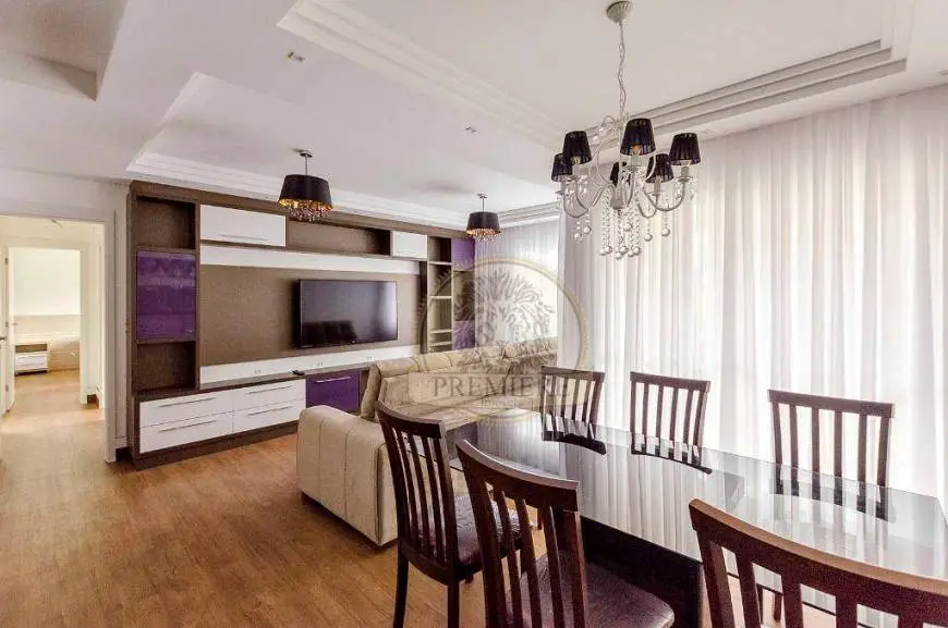 Foto 2 de Apartamento com 3 Quartos para alugar, 105m² em Portão, Curitiba