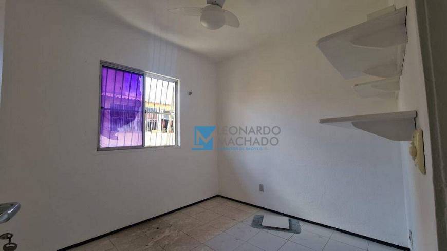 Foto 4 de Apartamento com 3 Quartos à venda, 65m² em Vila União, Fortaleza