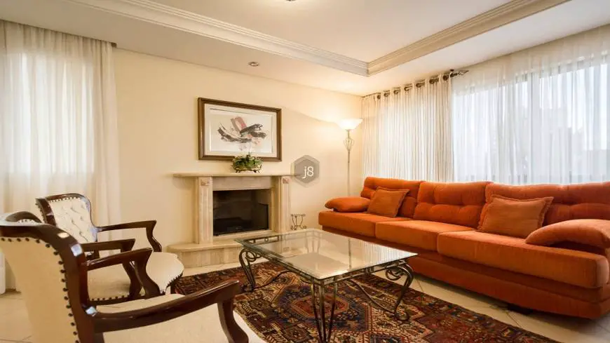 Foto 1 de Apartamento com 4 Quartos para alugar, 214m² em Cabral, Curitiba