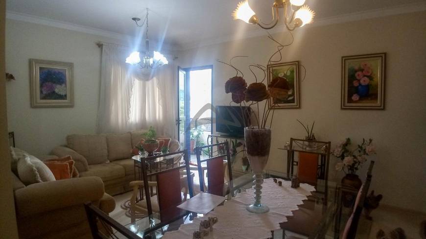 Foto 2 de Apartamento com 4 Quartos à venda, 130m² em Cambuí, Campinas