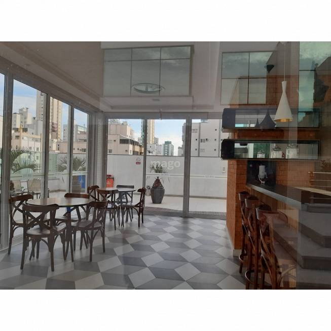 Foto 5 de Apartamento com 4 Quartos à venda, 151m² em Centro, Balneário Camboriú