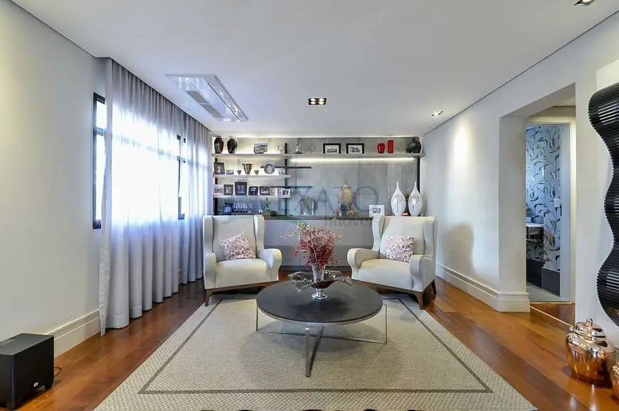 Foto 5 de Apartamento com 4 Quartos à venda, 230m² em Moema, São Paulo