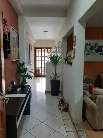 Foto 1 de Casa com 3 Quartos à venda, 200m² em Jardim das Indústrias, São José dos Campos