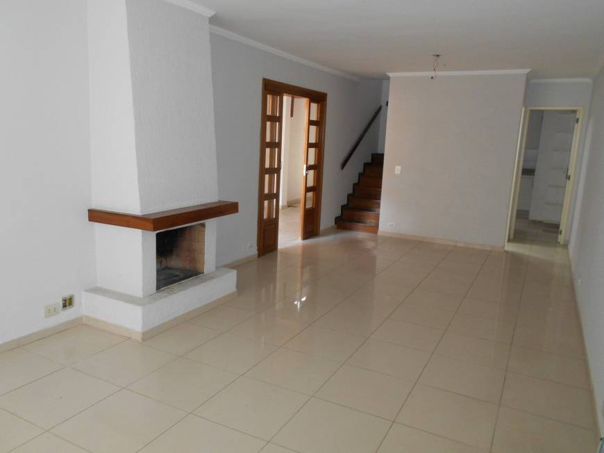 Foto 2 de Casa de Condomínio com 3 Quartos à venda, 160m² em Campo Limpo, São Paulo