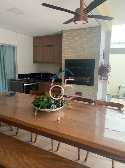 Foto 2 de Casa de Condomínio com 3 Quartos à venda, 240m² em Jardim Imperial, Cuiabá