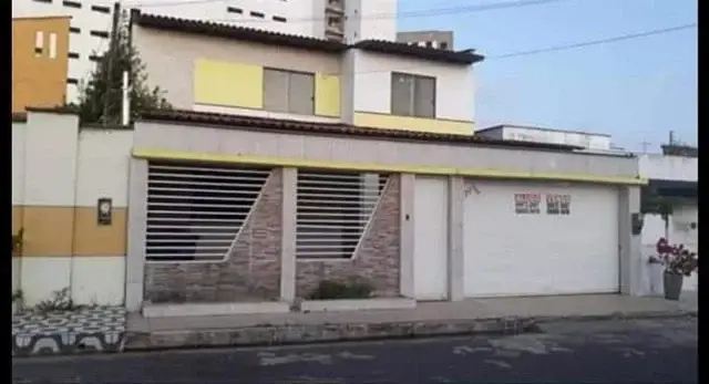 Foto 1 de Casa de Condomínio com 5 Quartos para alugar, 300m² em Vila Vicente Fialho, São Luís
