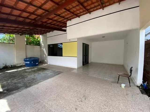 Foto 2 de Casa de Condomínio com 5 Quartos para alugar, 300m² em Vila Vicente Fialho, São Luís