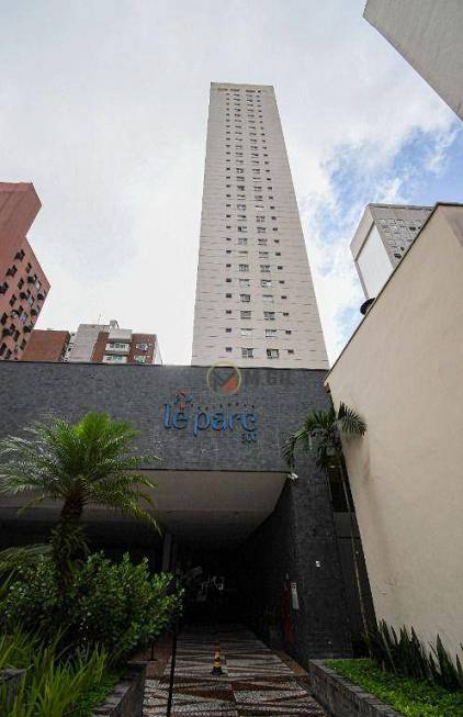 Foto 1 de Flat com 1 Quarto para alugar, 51m² em Centro, Curitiba