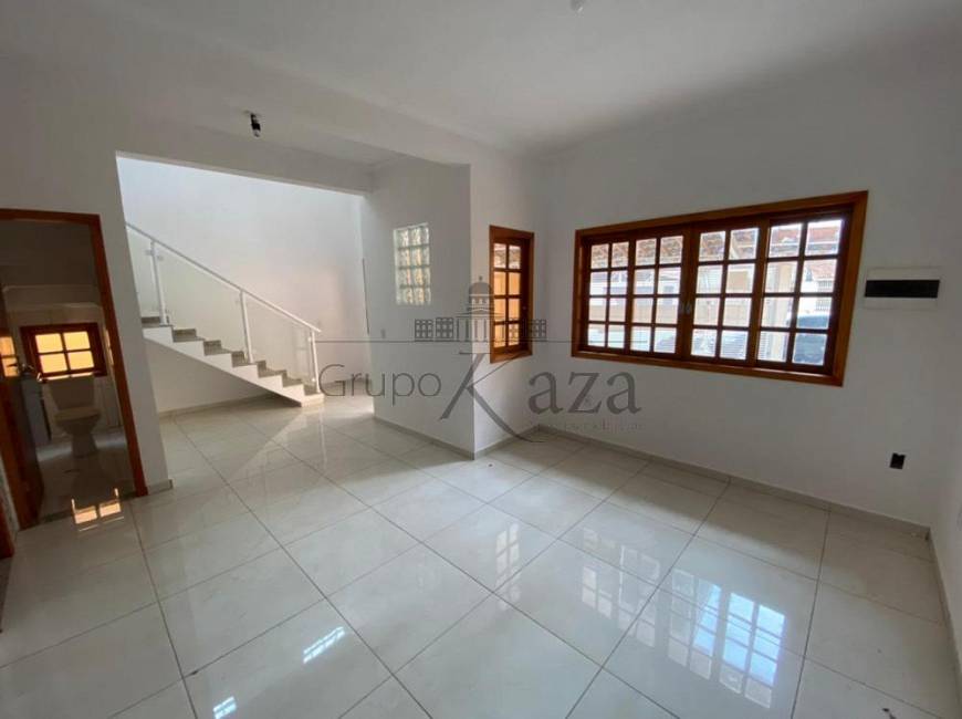 Foto 1 de Sobrado com 4 Quartos à venda, 120m² em Jardim Portugal, São José dos Campos