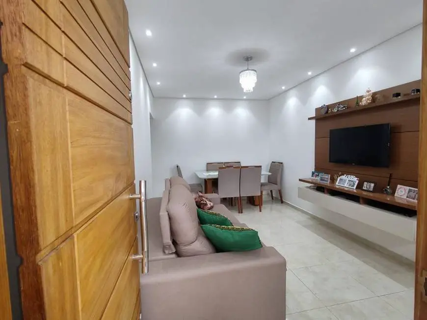 Foto 1 de Sobrado com 4 Quartos à venda, 155m² em Vila Mogilar, Mogi das Cruzes