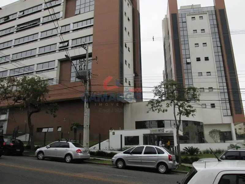 Foto 1 de Apartamento com 1 Quarto para alugar, 28m² em Centro Cívico, Curitiba