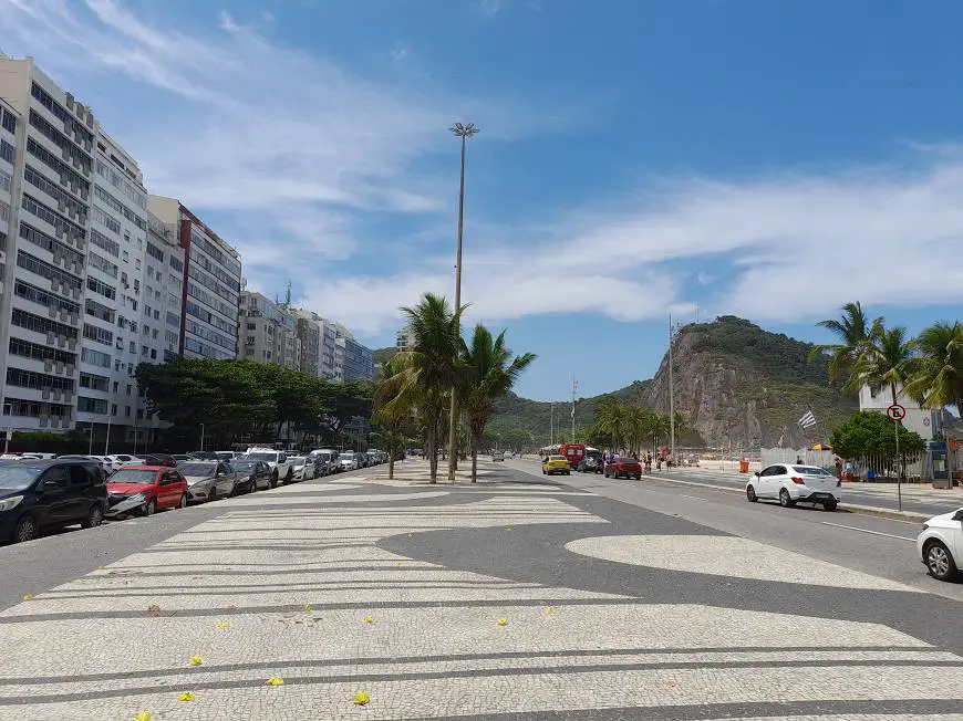 Foto 1 de Apartamento com 1 Quarto à venda, 60m² em Leme, Rio de Janeiro