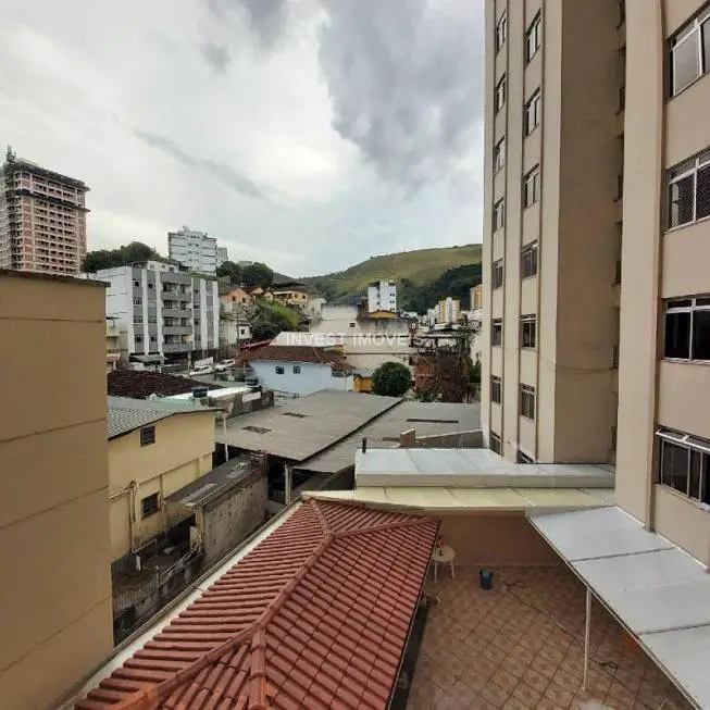 Foto 3 de Apartamento com 1 Quarto para venda ou aluguel, 49m² em São Mateus, Juiz de Fora