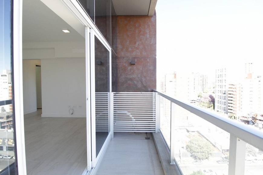 Foto 3 de Apartamento com 2 Quartos à venda, 72m² em Cambuí, Campinas