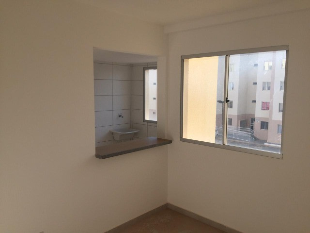 Foto 2 de Apartamento com 2 Quartos à venda, 63m² em Santa Luzia, Luziânia