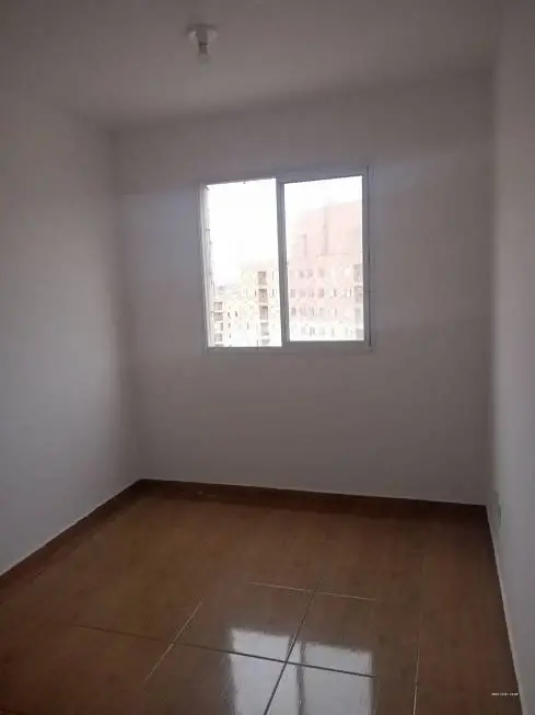 Foto 1 de Apartamento com 2 Quartos para alugar, 43m² em Vila da Oportunidade, Carapicuíba