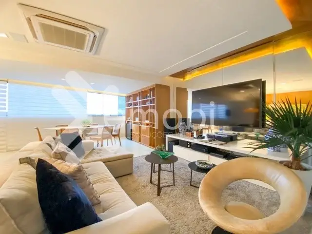Foto 1 de Apartamento com 3 Quartos à venda, 176m² em Candelária, Natal